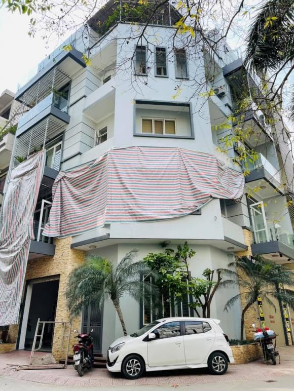 Khối tài sản kẻ tám lạng người nửa cân của Hồng Đăng và Hồ Hoài Anh: Bộ sưu tập nhà và xế hộp nhìn mà choáng-1