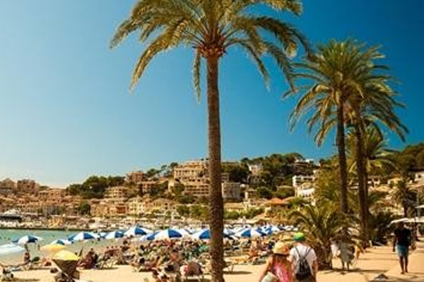 Majorca - thiên đường tiệc tùng xuyên đêm được giới nghệ sĩ, sao hạng A ưa thích-7