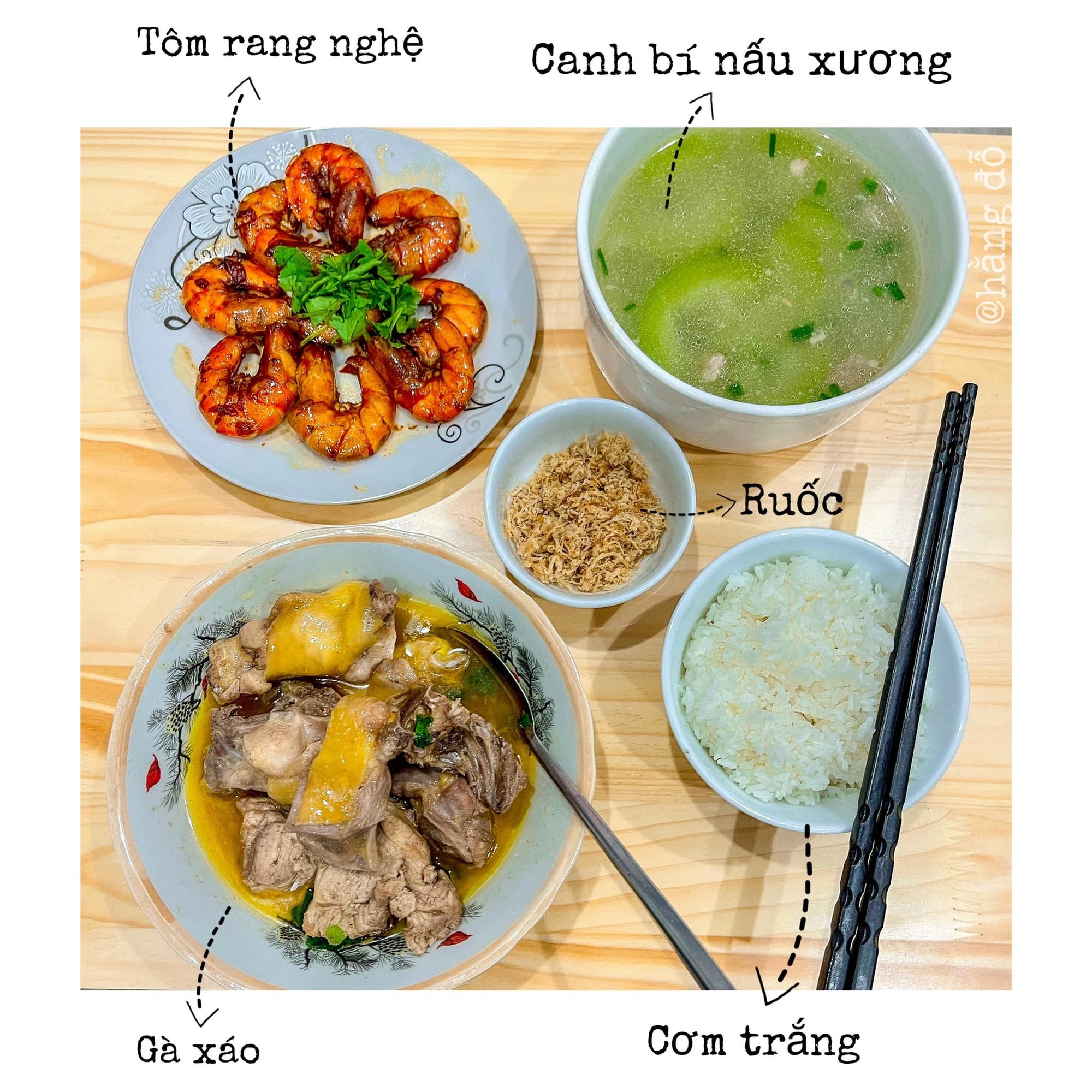 Anh chồng ngày 3 bữa nấu cơm cữ cho vợ, nhìn thực đơn ngon đẹp khiến dân tình xuýt xoa-1