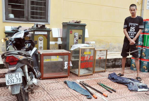 Hé lộ thủ đoạn trộm tiền công đức hàng loạt ngôi đình, đền, chùa ở Hải Dương-1