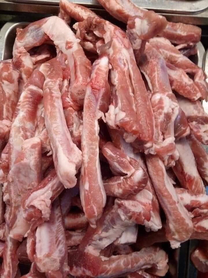 Sườn que siêu rẻ, chỉ từ 35.000/kg ngập tràn chợ mạng-2