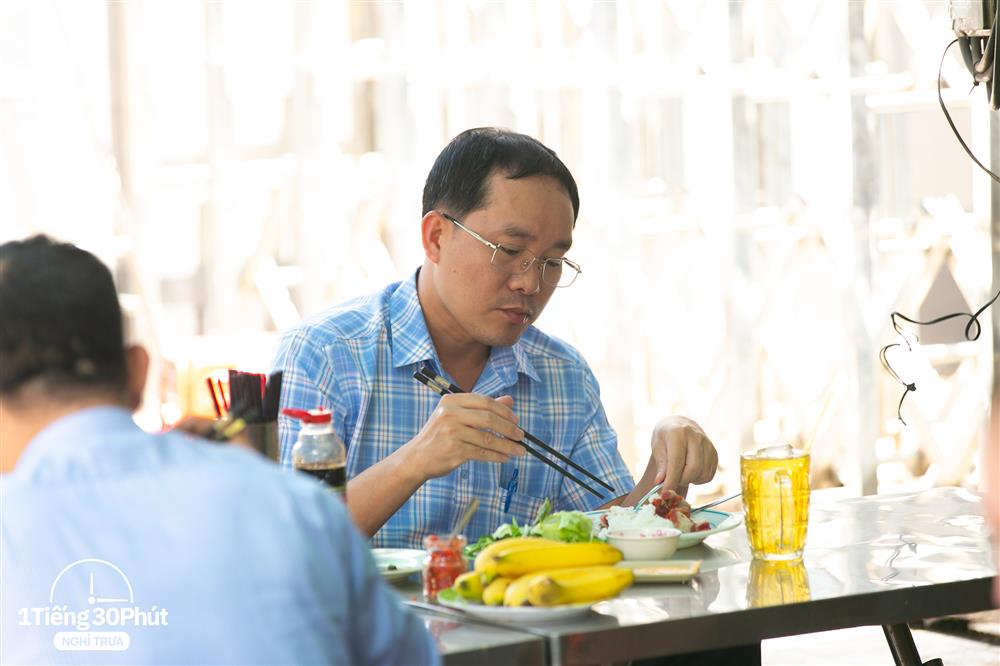 Hàng cơm trưa nổi tiếng phục vụ các đại gia công sở, toàn sếp chạy ô tô, tay ga đắt tiền sẵn sàng nhẹ nhàng chi mỗi ngày 100k - 200k/suất cơm-11