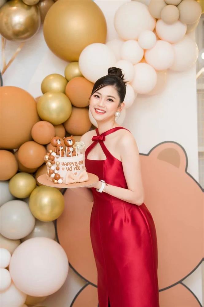 So kè thời trang sau sinh của dàn mẹ bỉm đình đám Vbiz-12