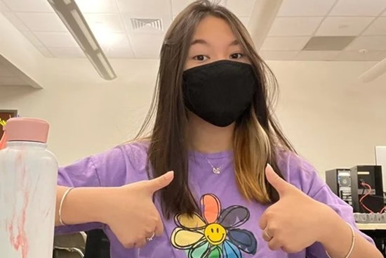 Không biết ngoại ngữ, bà mẹ nội trợ chia sẻ bí quyết dạy con học tiếng Anh theo kiểu 