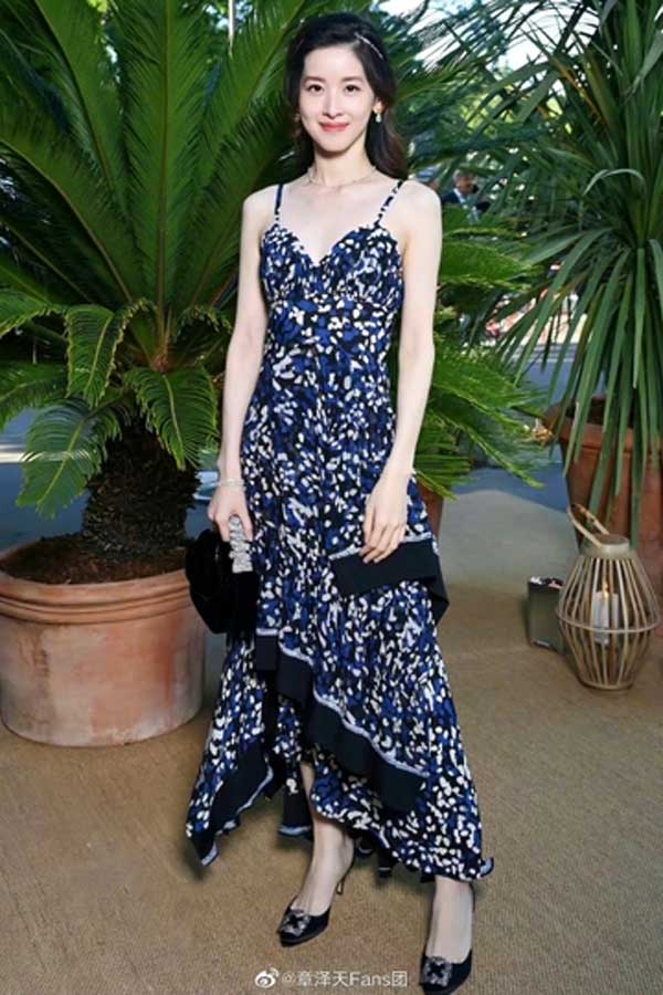 Hot girl trà sữa Chương Trạch Thiên sau khi chồng tỷ phú bị kiện-1