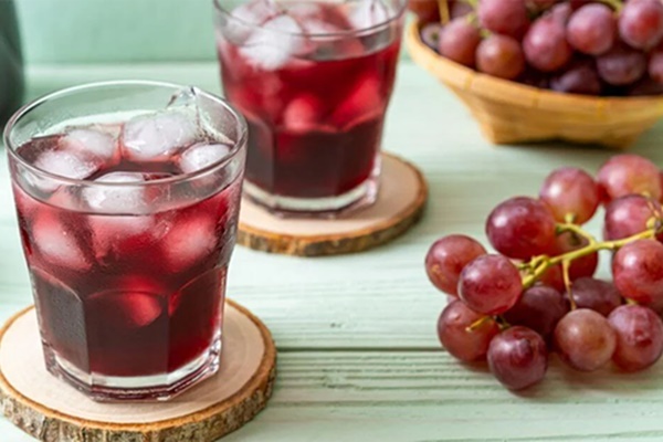 Bất ngờ với những loại nước uống rẻ bèo mà có tác dụng ‘chống già’ thần kỳ-1