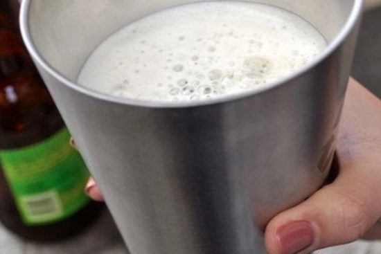 Một cốc nước không ngờ có thể hạ nhiệt căn phòng ngay lập tức mà không cần điều hòa nhiệt độ