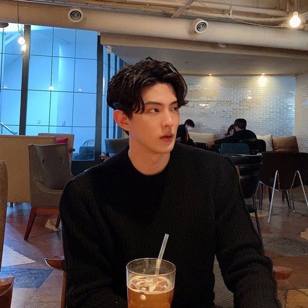 6 thói quen mùa hè đang âm thầm bào mòn lá lách và dạ dày nhưng rất nhiều người trẻ vẫn làm hằng ngày-1