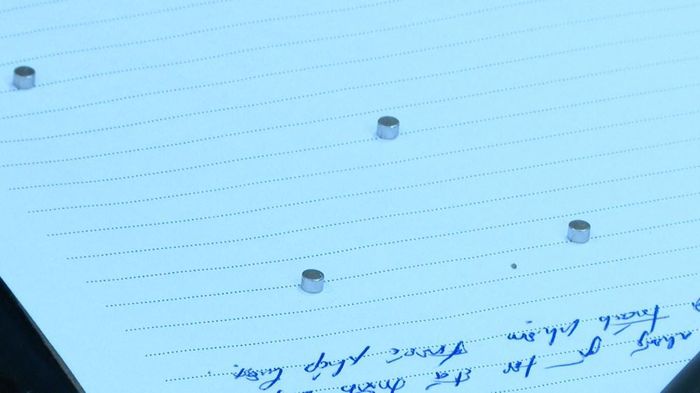 Phát hiện thiết bị gian lận thi cử siêu nhỏ trước ngày thi tốt nghiệp-4