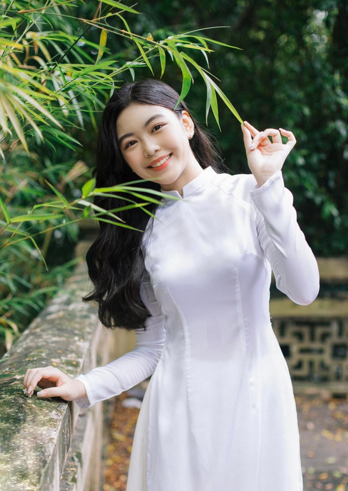 Hóa thân thành nàng thơ trong áo dài trắng tinh khôi, con gái Quyền Linh được khán giả ủng hộ thi Hoa hậu-5