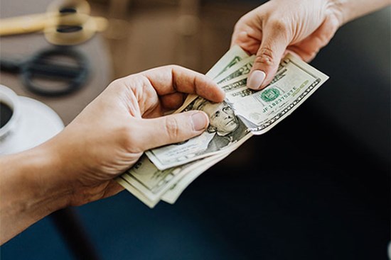 Nói mình bị ung thư, con rể 