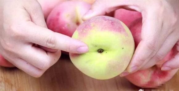 Khi mua đào, bạn phải mua những quả đực, ngọt, ngon và mọng nước, tôi sẽ dạy cho bạn mẹo nhỏ-5