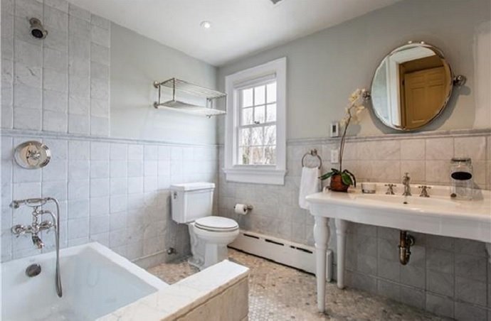 Khám phá bên trong trang trại rộng lớn của mỹ nhân Hollywood Anne Hathaway, đặc biệt nhất là khu vườn kiểu Anh-10