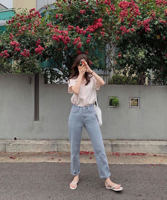 3 kiểu quần jeans không bao giờ lỗi mốt: Bạn càng diện càng sang chân, tôn dáng-3