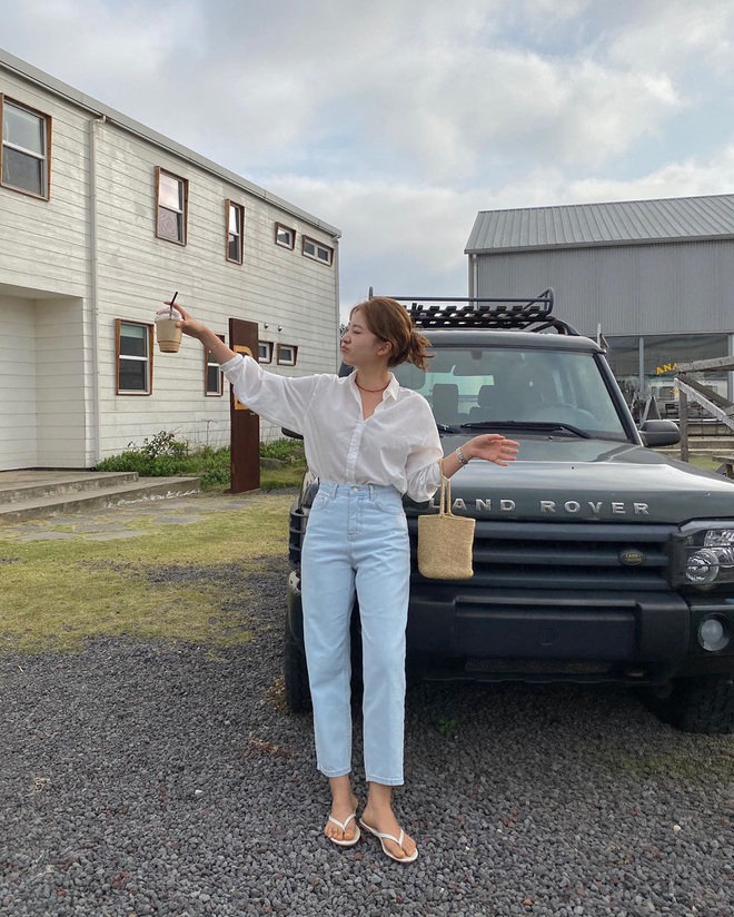 3 kiểu quần jeans không bao giờ lỗi mốt: Bạn càng diện càng sang chân, tôn dáng-4