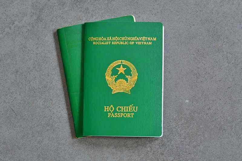 Đây là lý do bạn không cần phải dậy sớm đi chen lấn toát mồ hôi để làm hộ chiếu mẫu mới-2