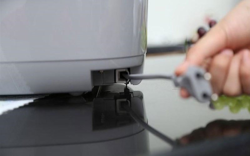 Không muốn tiền điện hàng tháng tăng gấp đôi thì đây là 6 loại phích cắm bạn cần rút ra khi không sử dụng-3