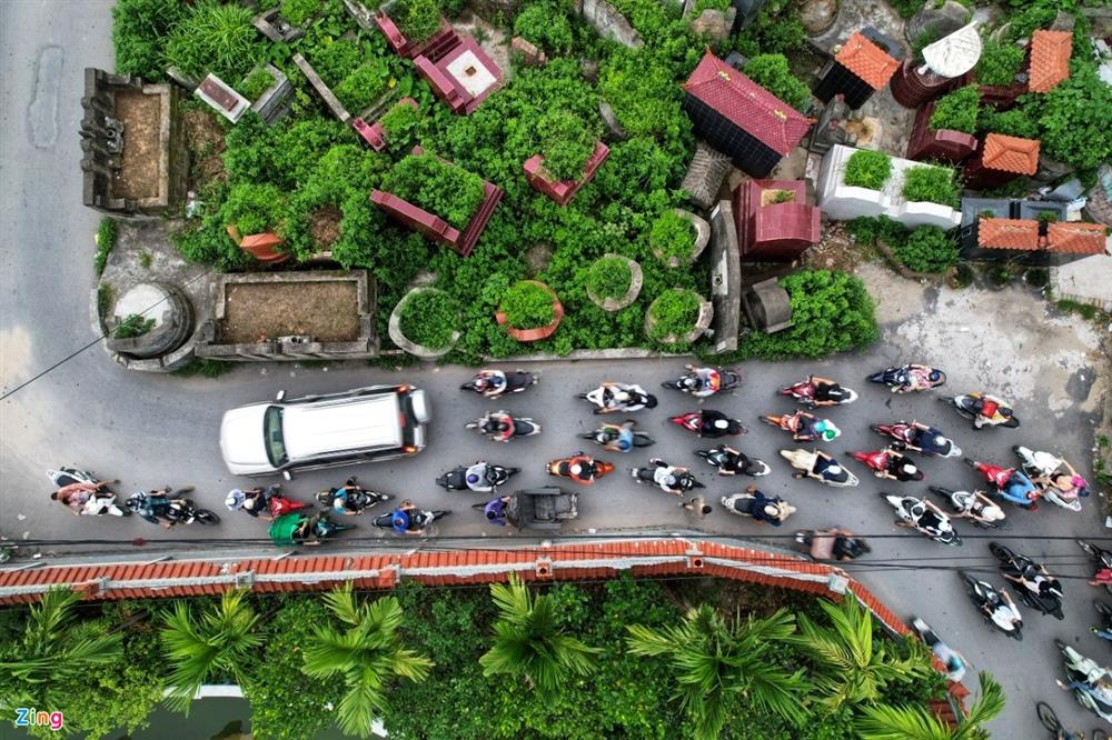 Người Hà Nội ngán ngẩm vì nhà cửa sát vách nghĩa trang-2