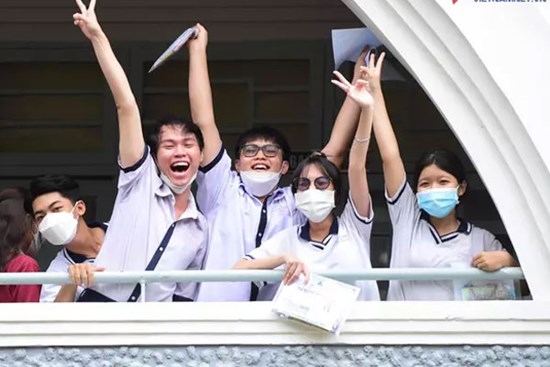 Đề thi Ngữ văn nhẹ nhàng và 'tốt hơn năm trước'