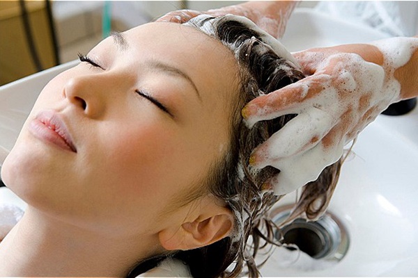 3 khung giờ độc trong ngày không được gội đầu kẻo dẫn đến đột quỵ-1