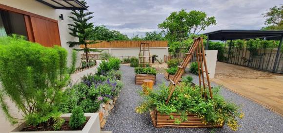 Mẫu nhà cấp 4 tối giản với khuôn viên vườn gây mê dành cho những người thích sống gần thiên nhiên-4