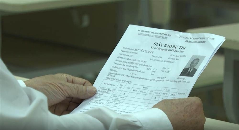 Thi tốt nghiệp THPT ở tuổi 82, cụ ông chia sẻ điều khiến ai cũng phải cảm phục-2