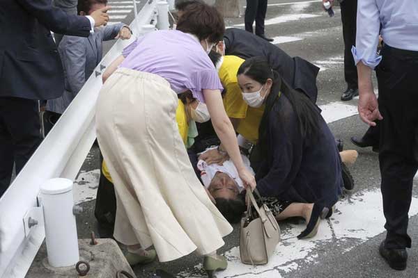 Cựu Thủ tướng Abe Shinzo và những cột mốc đáng nhớ-2