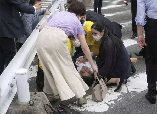 Cận cảnh hiện trường cựu Thủ tướng Nhật Bản Abe Shinzo bị bắn-1