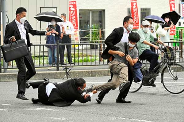 Nghi phạm bắn cựu Thủ tướng Nhật Bản Abe Shinzo là cựu lính hải quân-1
