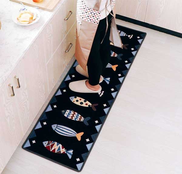 Chọn thảm nhà bếp màu gì để vượng khí, hợp phong thủy? Xem xong ai cũng tiếc vì không biết sớm hơn-1