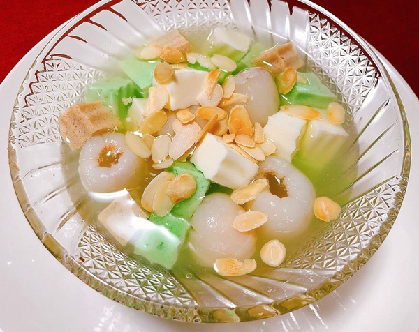 9x sang Nhật làm việc gặp bạn cùng phòng không biết nấu ăn, ai dè trổ tài làm nhiều món ngon, thịnh soạn như nhà hàng-32