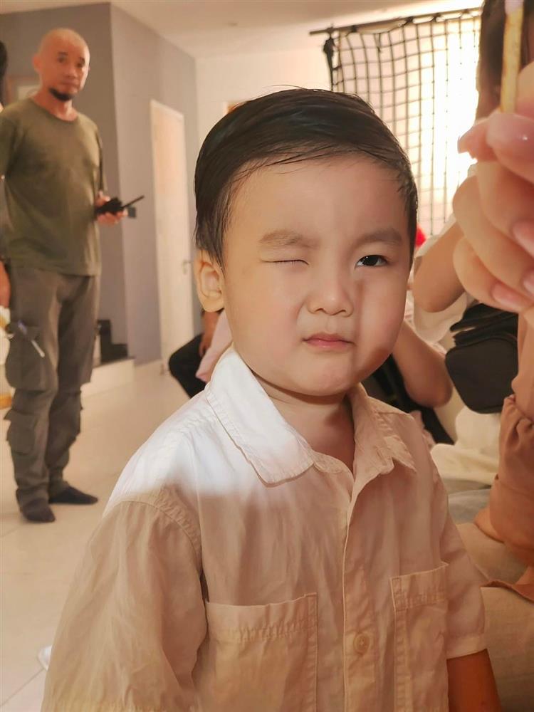 Tình cũ của Hòa Minzy vừa khoe ảnh với con trai đã thay vội, liệu có đang ở Việt Nam?-3