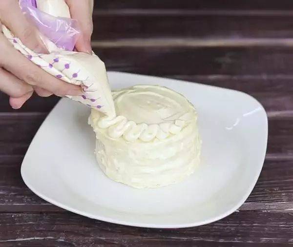 Đổ nước giặt vào túi zip rồi cho vào tủ lạnh đến khi đông lại, bạn sẽ bất ngờ bởi công dụng tuyệt vời này-10