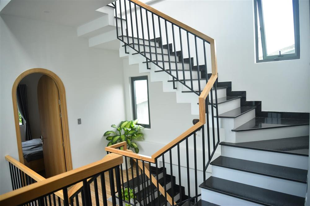 Ngôi nhà trong ngõ ngập cây xanh, góc bàn ăn thật chill bên khu vườn nhỏ-8