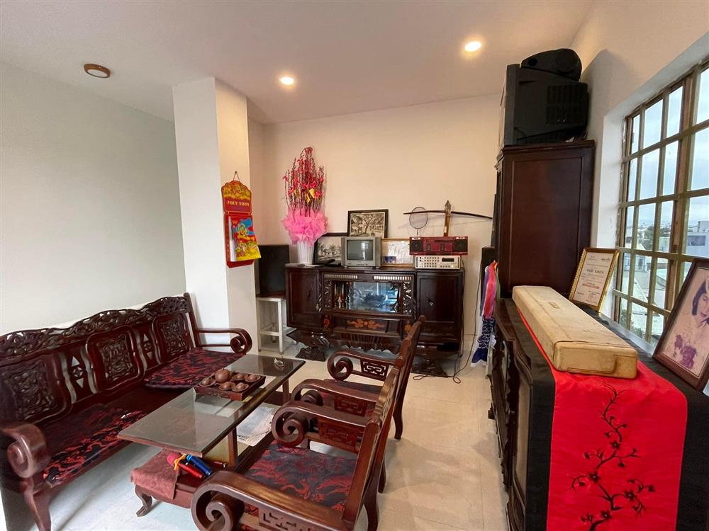 Ngôi nhà trong ngõ ngập cây xanh, góc bàn ăn thật chill bên khu vườn nhỏ-27