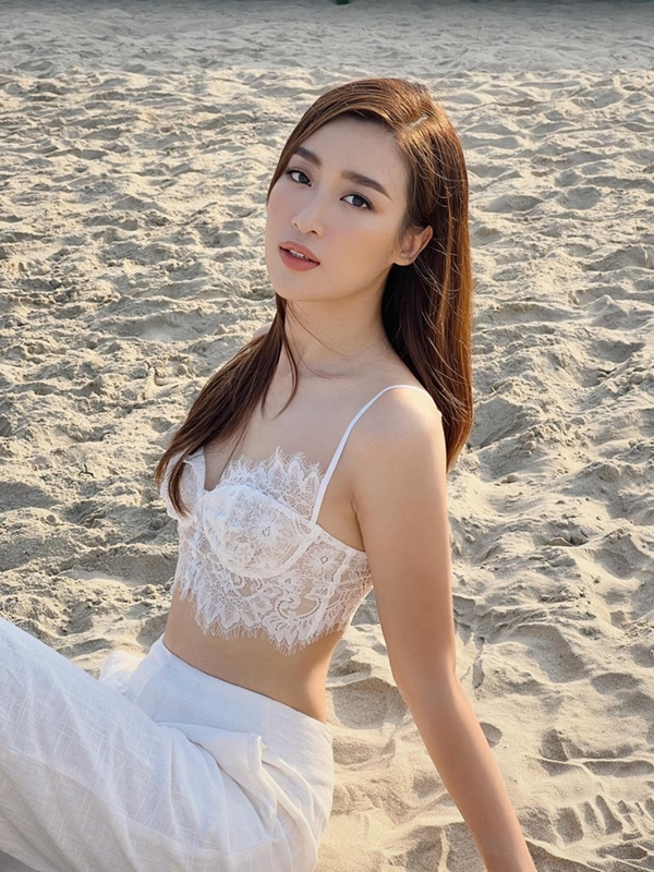 Cuộc sống hiện tại của Top 3 Hoa hậu Việt Nam 2016: Đỗ Mỹ Linh sắp kết hôn, 2 Á hậu thì sao?-4