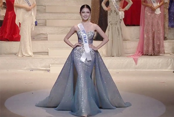 Cuộc sống hiện tại của Top 3 Hoa hậu Việt Nam 2016: Đỗ Mỹ Linh sắp kết hôn, 2 Á hậu thì sao?-24
