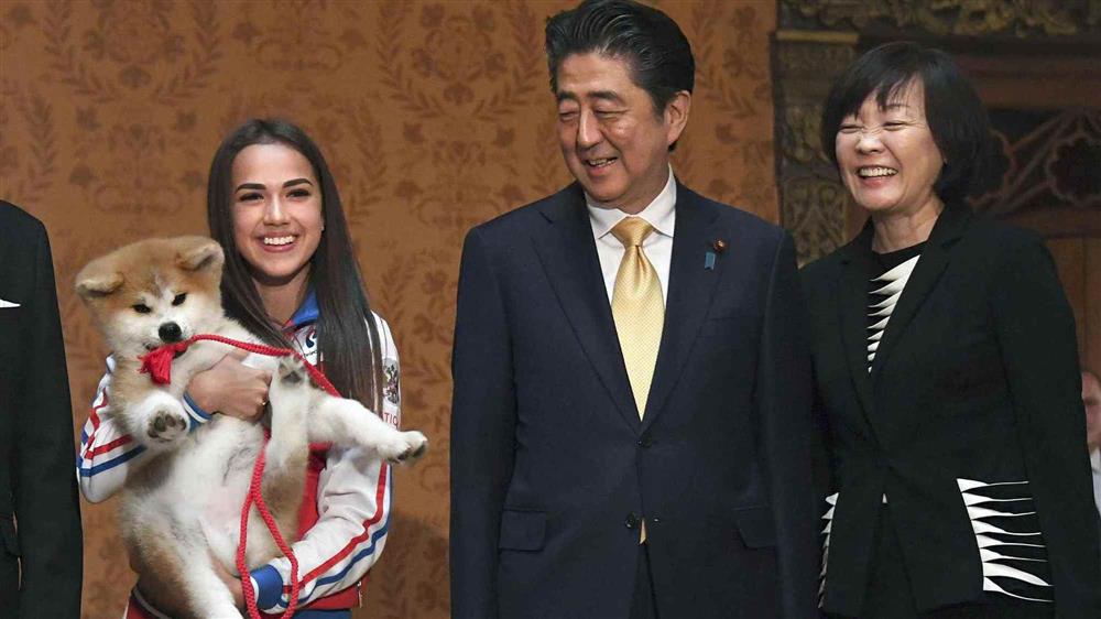 Nhìn lại khoảnh khắc ấn tượng không thể nào quên trong cuộc đời cựu Thủ tướng Abe Shinzo-16