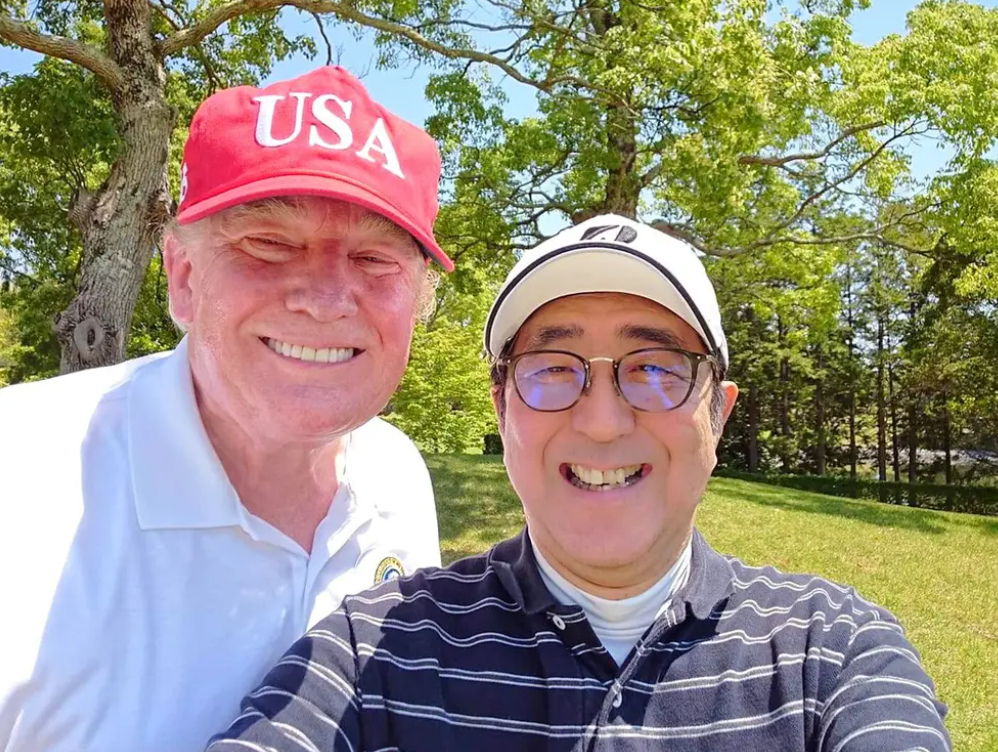 Nhìn lại khoảnh khắc ấn tượng không thể nào quên trong cuộc đời cựu Thủ tướng Abe Shinzo-18