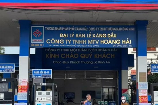 Quản lý thị trường: Không xử phạt vụ đổ 500 nghìn xăng, hút ra chỉ 9,5 lít