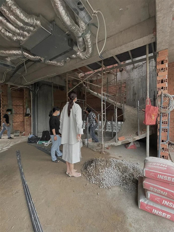 Hé lộ căn biệt thự sang trọng, hiện đại rộng tới 1.000m² của siêu mẫu Thanh Hằng-8