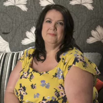 Người đàn bà góa đau đớn sập bẫy tình-1