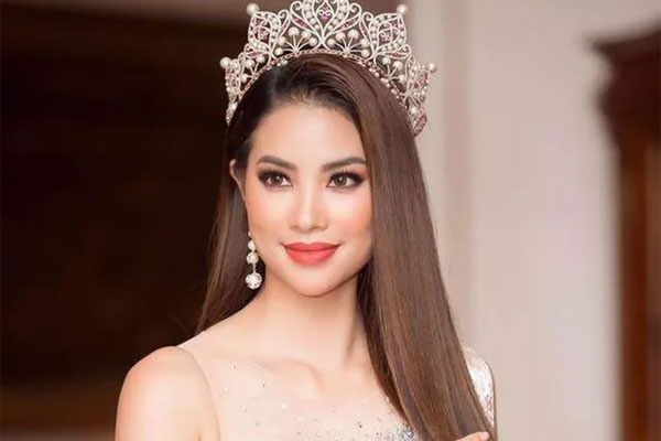 Hoa hậu Phạm Hương đọ sắc với Hương Giang trên sân golf, đập tan tin đồn cạch mặt-4