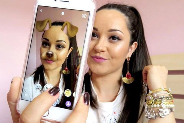 Nhiều quốc gia thông qua luật bắt buộc gắn nhãn ảnh đã chỉnh sửa khi đăng lên mạng để ngăn tình trạng chìm đắm trong App làm đẹp-3