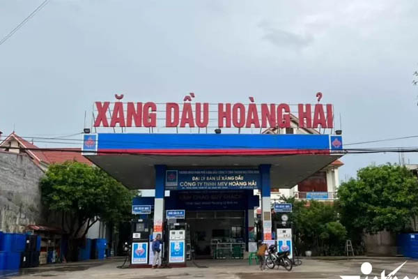 Xe bơm bê tông gãy cần đè nhóm công nhân: 2 nạn nhân tử vong-5