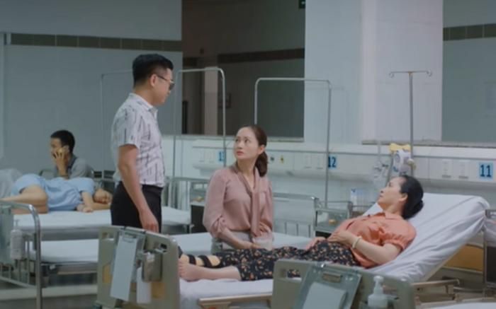 Thương Ngày Nắng Về: NSND Lan Hương bị tai nạn, Lan Phương thay Hồng Đăng đến chăm mẹ-5