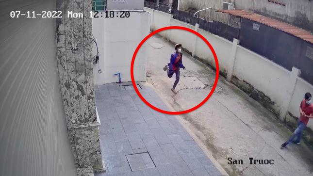 TP.HCM: Shipper bị nhảy mất xe máy cùng hàng hóa khi đang giao hàng-2