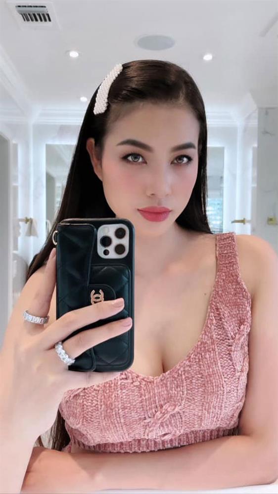 Cô dâu sắp lên xe hoa Phạm Hương dưỡng da như thế nào để đẹp không tì vết?-4