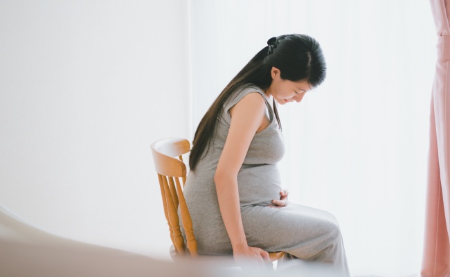 Hành vi này của bà bầu khiến thai nhi sợ nhất: Trẻ sinh ra có IQ thấp nếu nó diễn ra quá thường xuyên-4