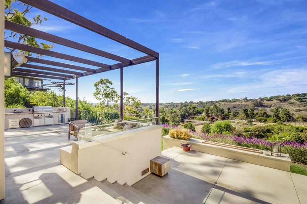 Biệt thự view đồi, bên trong như thiên đường trị giá 80 tỷ của Thần Sấm Chris Hemsworth-15